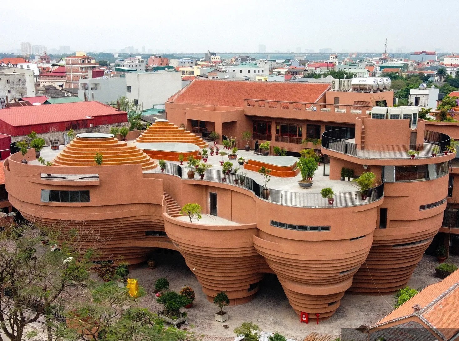 Cycling Trip Hanoi Bat Trang Ceramic Village 1 Day
